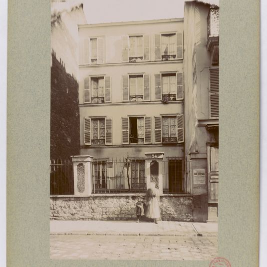 Immeuble, 24 rue Lambert, 18ème arrondissement, Paris.
