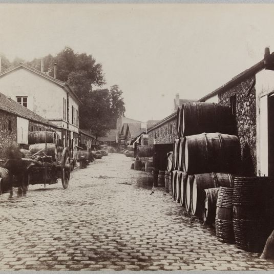 Entrepôts de Bercy, rue d'Orléans, actuelle rue de Sauternes, 12ème arrondissement, Paris.