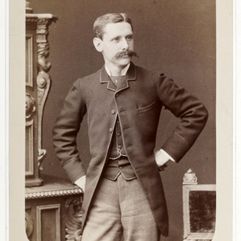 Fernand Fau