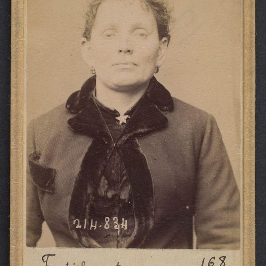 Forti. Ernesta. 45 (ou 46) ans, née à Lodi (Italie). Laitière. Anarchiste. 27/2/94.