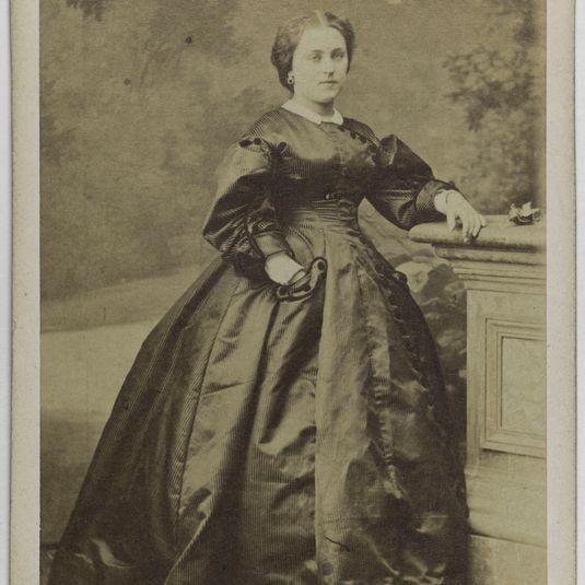 Portrait d'Adeline Blanche Pierson, (1842-1919), (actrice)
