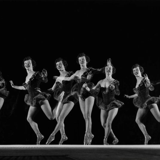 (Dancer)