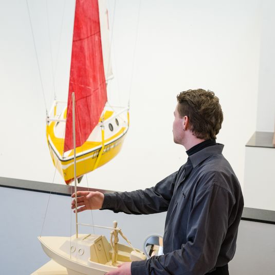 Artwork |  Ahmet Ögüt - Guppy 13 vs Ocean wave; a Bas Jan Ader experience 2010