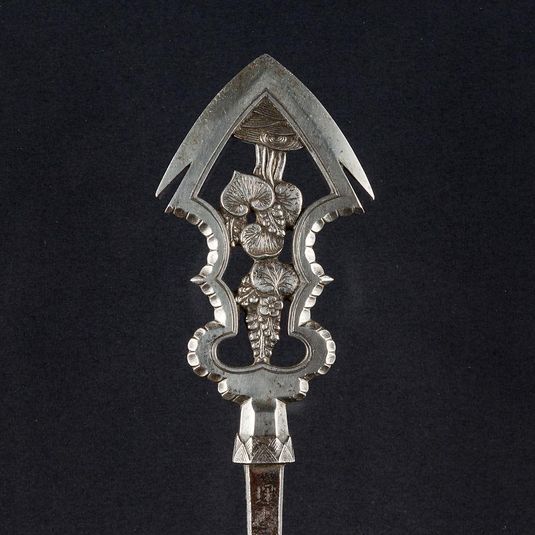 Ceremonial Arrowhead (Yanone)