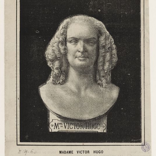 Mme Victor Hugo. Buste en marbre de Villain. - Dessin de E. Penauille