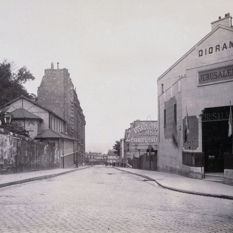 Le Diorama de Jérusalem (construit en 1887), angle des rues Lamarck et du Chevalier-de-la-Barre , Montmartre, 18ème arrondissement, Paris.