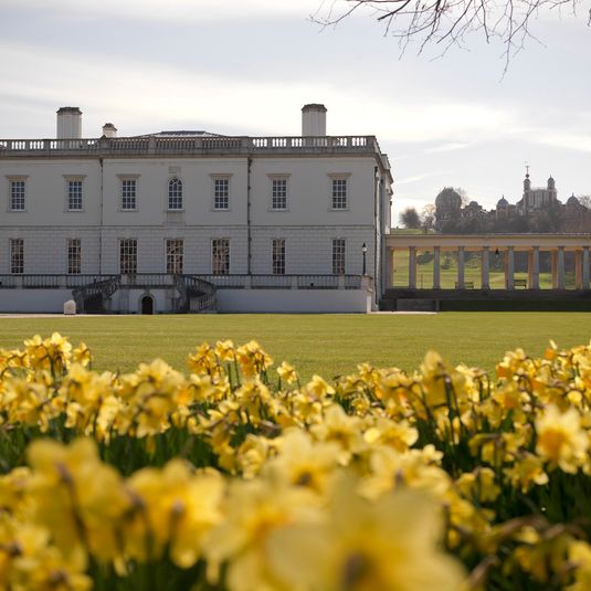 Tour: The Queen's House Tour with BSL