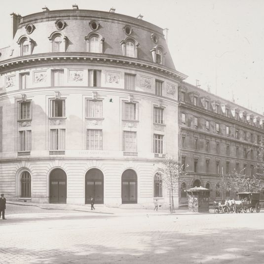Lycée Saint-Louis, ensemble de la façade montrant les nouvelles constructions, boulevard Saint-Michel, 6ème arrondissement, Paris.
