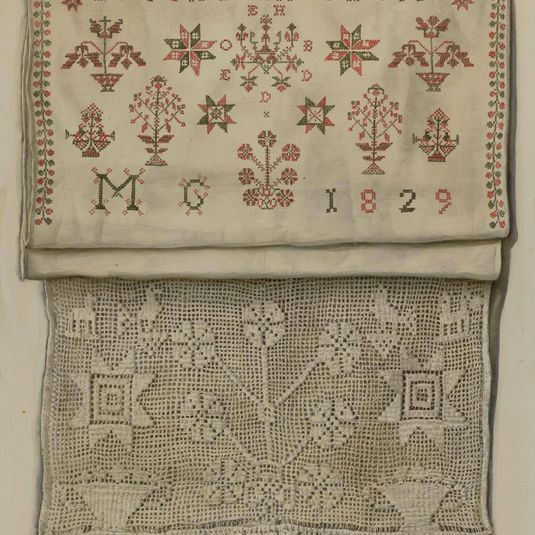 1829 Show Towel