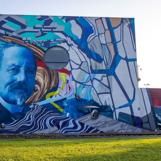 Behind the Wall with Karski and Beyond & Bier en Brood