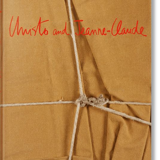 Christo and Jeanne-Claude. Updated Edition (German, French, English) TASCHEN