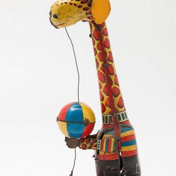 Tin Wind-Up Giraffe