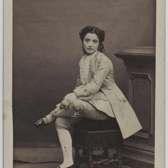 Portrait de Julia Zoé Pfotzer, (actrice)
