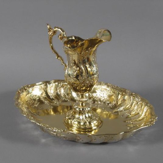 Basin from the Augsburg Service