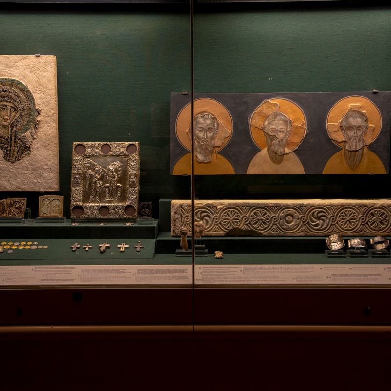 Early ecclesiastical symbols