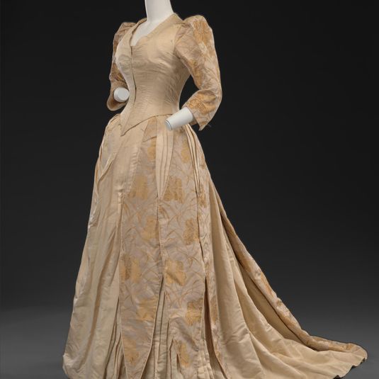Dress (96.50.2)