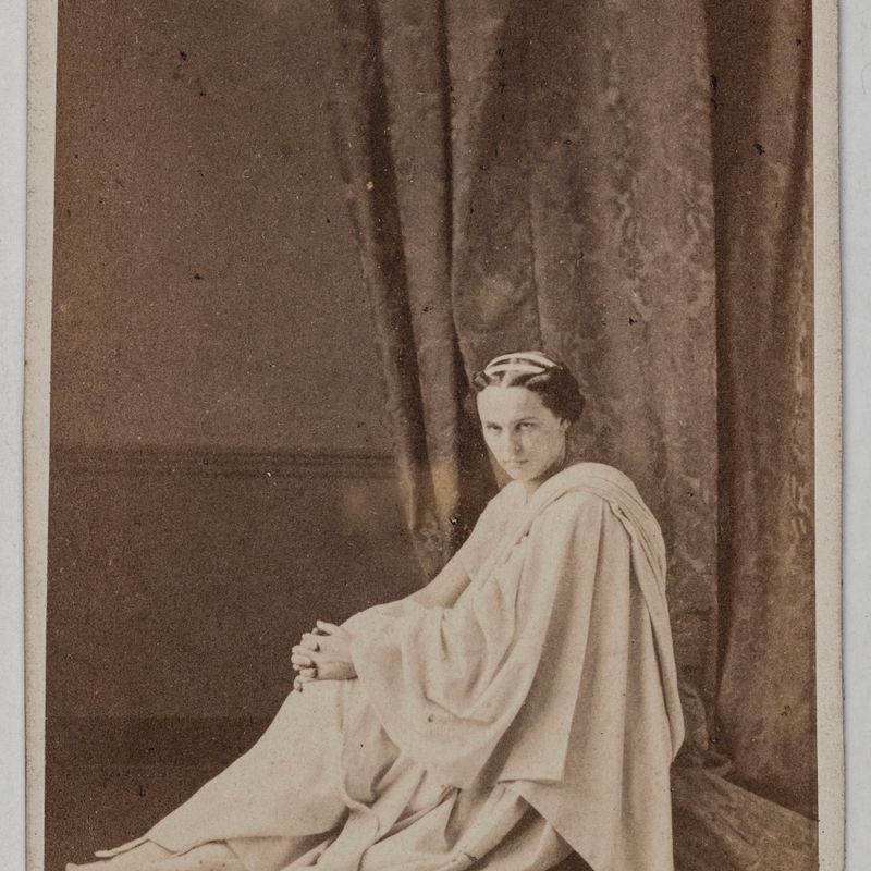 Portrait de Karoly (Caroline Duveau, épouse Maubant, dite), (vers 1840-), (actrice)