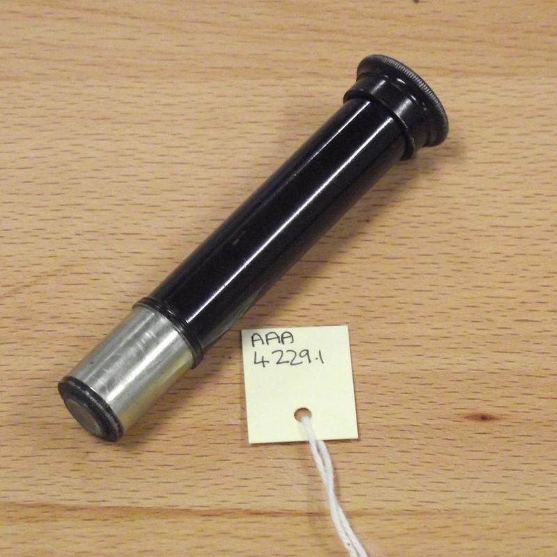 Theodolite telescope tube