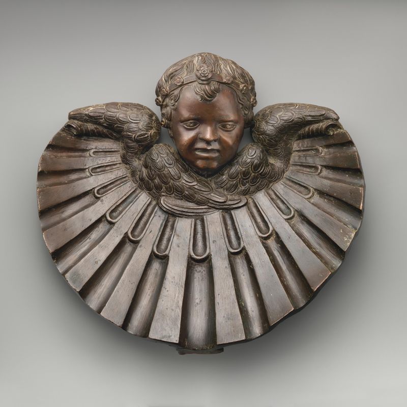 Cherub and shell