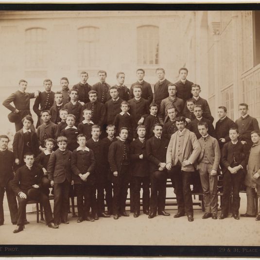 Photo de classe de Georges Hugo