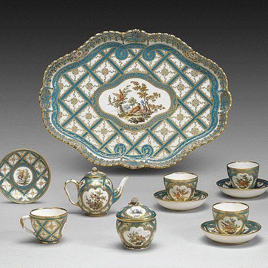 A Passion for Porcelain: Marie Antoinetteand A Passion for Porcelain