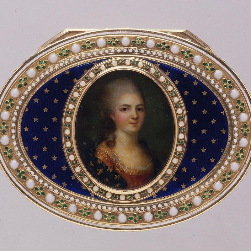 Snuffbox with portrait of a member of the French royal family, probably a daughter of Louis XV