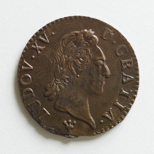 Demi-sol dit "à la vieille tête" de Louis XV, 1770