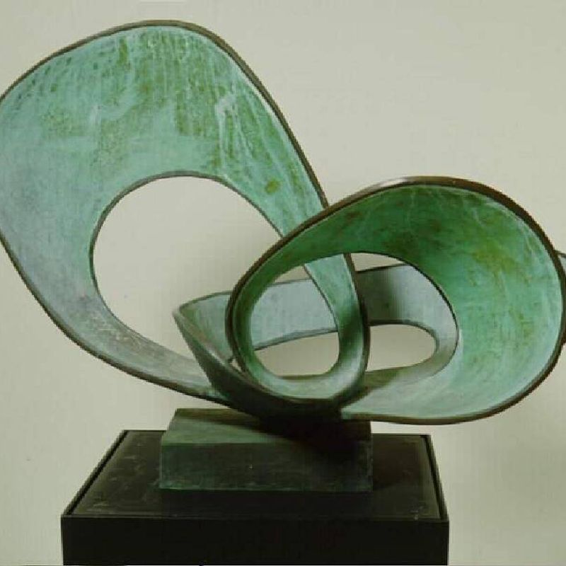 Forms in Movement (Pavan)