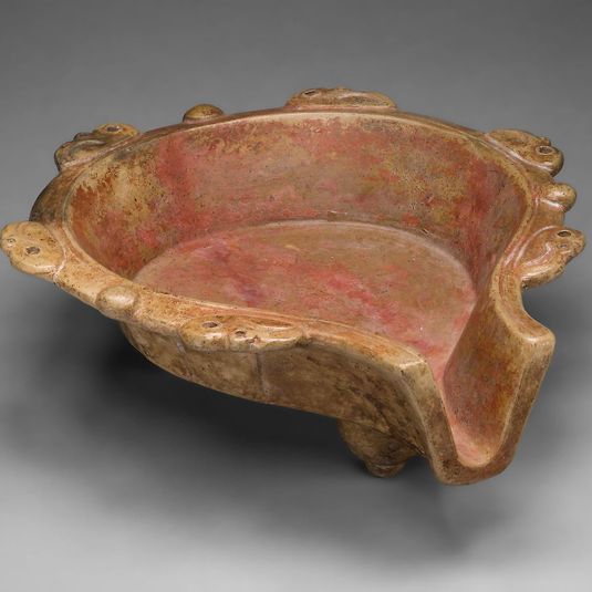 Spouted Dish with King Vulture Heads