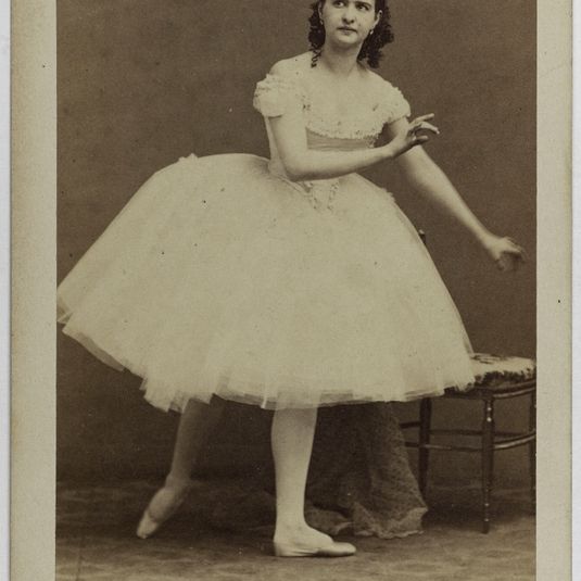 Portait de Mme Petipa(s), (danseuse)