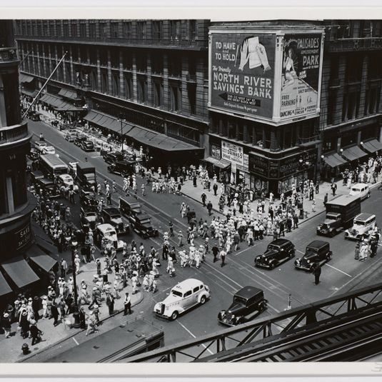 Untitled [Herald Square, West 34th Street and Broadway, New York]
