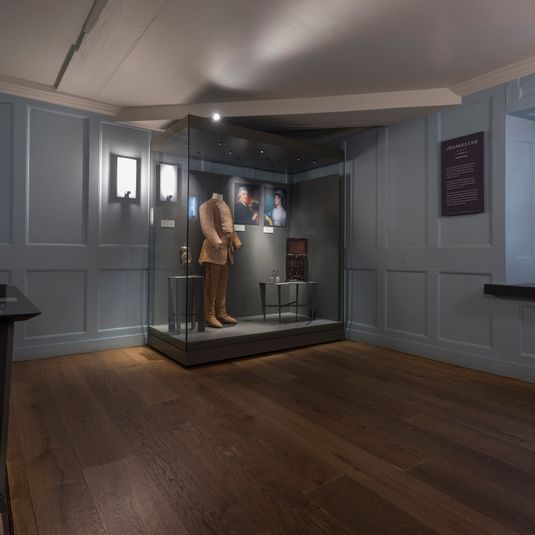 2.2 The Maskelyne Bedroom