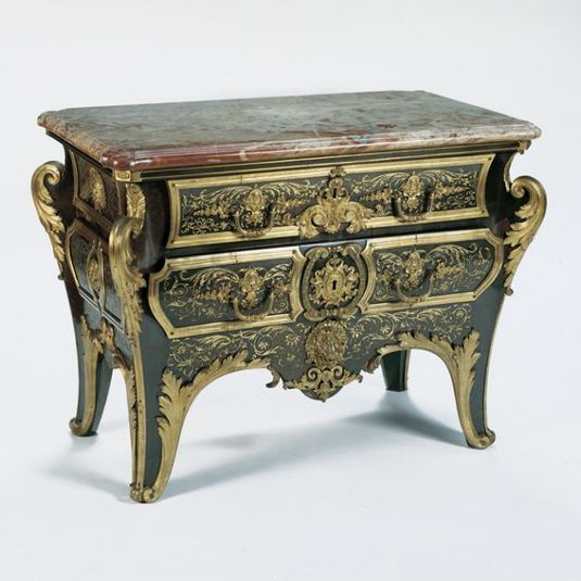 Chest-of-drawers