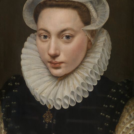 Portrait of a young woman